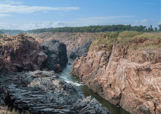 Discover Raneh Fall From Khajuraho Guided Half Day Car Tour - Inclusions