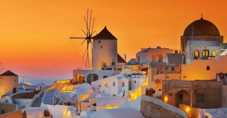 Discover Santorini With a 5 Hour Private Deluxe Tour - Activity Duration and Starting Times