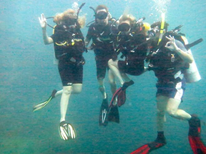 Discover Scuba Diving & Learn to Dive - Scuba Diving Packages Available