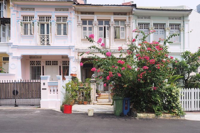 Discover Singapore Local Experience - Inclusions and Whats Provided