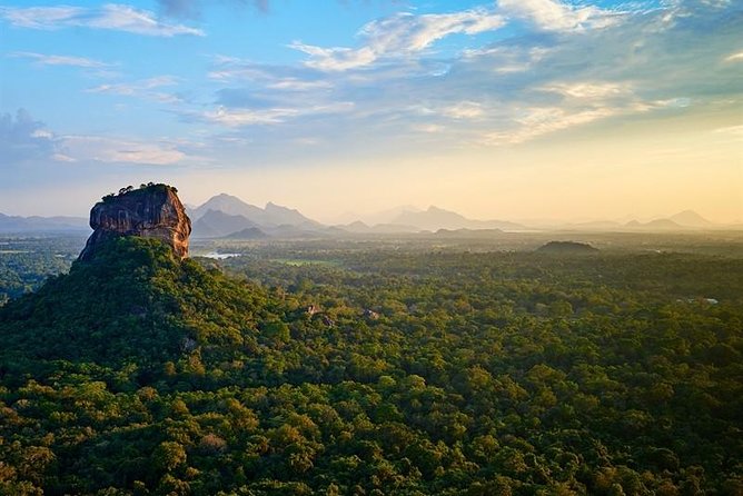 Discover Sri Lanka's Central Highlands: 11-Day Private Tour - Colombo - Tour Details and Logistics