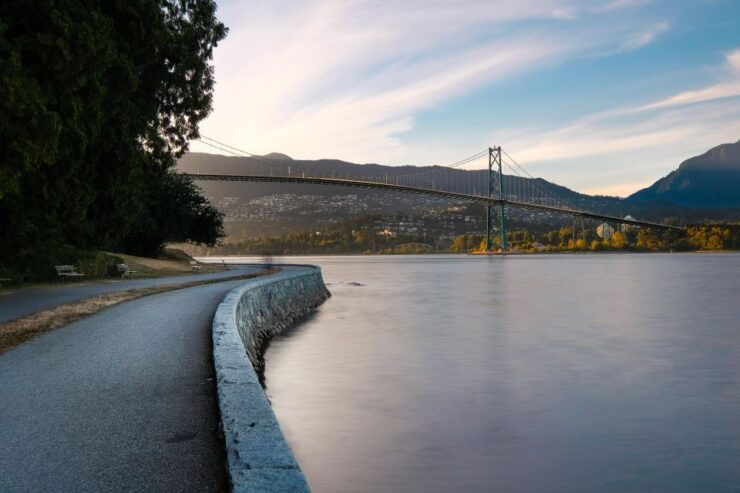 Discover Stanley Park With a Smartphone Audio Walking Tour - Benefits of Smartphone Audio Tours