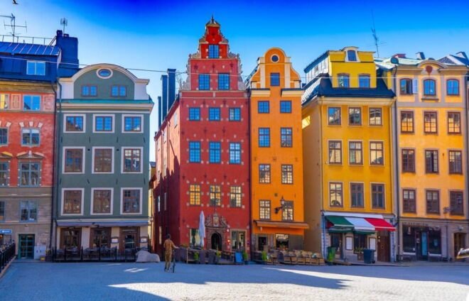 Discover Stockholm: Self-Guided Audio Walk in Gamla Stan - Navigating the Experience