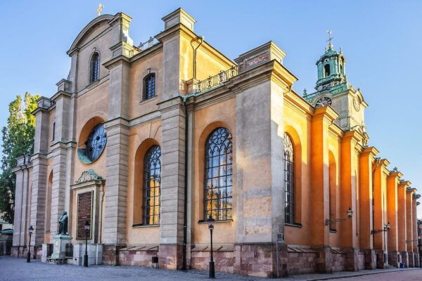 Discover Stockholm: Self-Guided Audio Walk in Gamla Stan - Viking Rune Stones Landmarks
