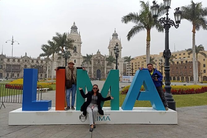 Discover the 5 Places You Cannot Miss in Lima - Miraflores: Enjoy Stunning Views and Coastal Beauty