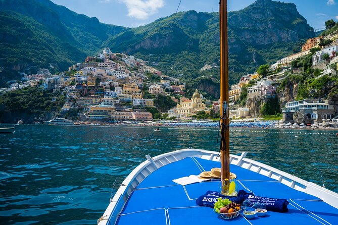 Discover the Amalfi Coast in Typical "Dolce Vita" Style - Experience the Thrill of a Boat Tour