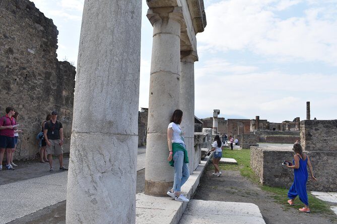 Discover the Ancient Ruins of Pompeii: Day Trip from Rome - Who Should Consider This Tour?
