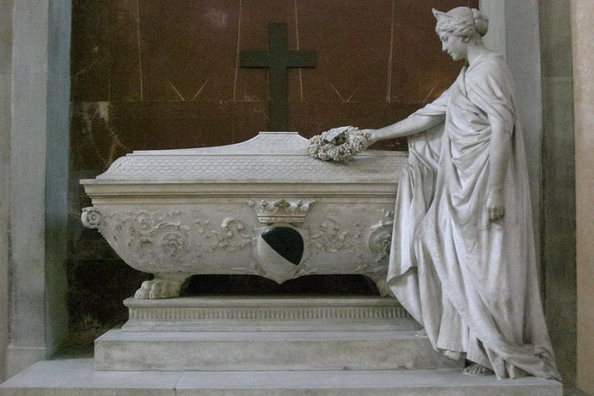 Discover the Art and History of Santa Croce Basilica in Florence - Common Questions