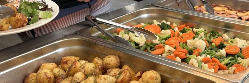 Discover the Bay Hole in the Rock Cruise includes Island Lunch - Practical details before you book