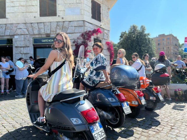 Discover the Beauty of Rome With Our Vespa Tour - Discover Iconic Landmarks