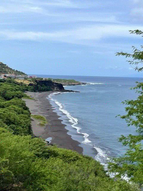 Discover the Black Sand Beach+the Natural Pool - Booking Information