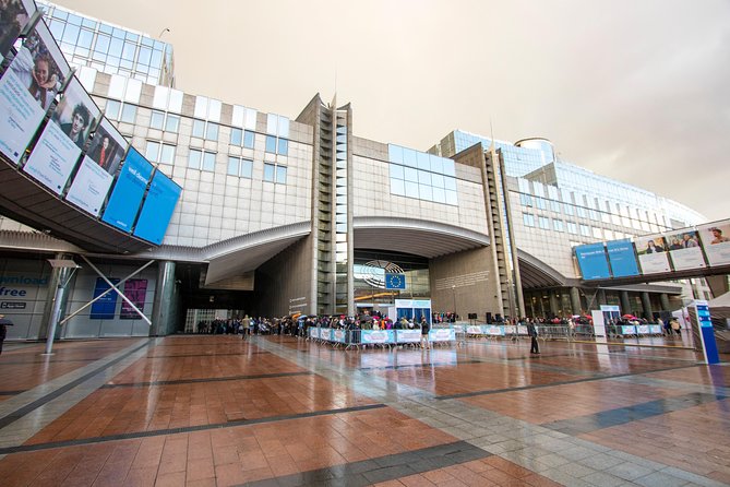 Discover the Brussels Politics Scene With a Local - The Sum Up