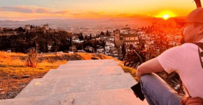 Discover the Caves of San Miguel and Sacromonte Private Tour - Itinerary