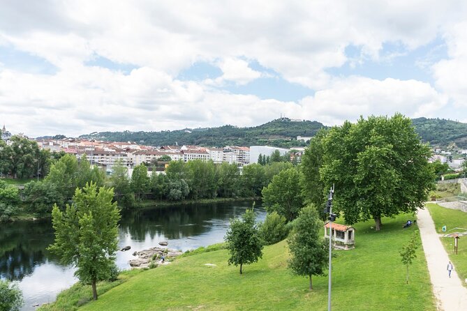 Discover the Charm of Bajo Miño and Portugal on a Private Tour - Uncover Hidden Gems and Off-The-Beaten-Path Destinations
