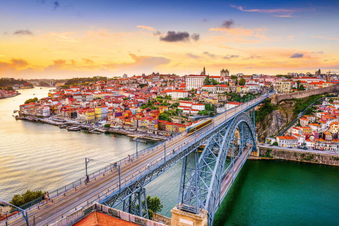 Discover the Charm of Porto: a Picturesque Journey - Evening Ambiance Along the Douro River