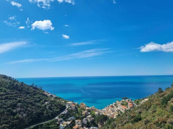 Discover the Cinque Terre by E-Bikes - Frequently Asked Questions