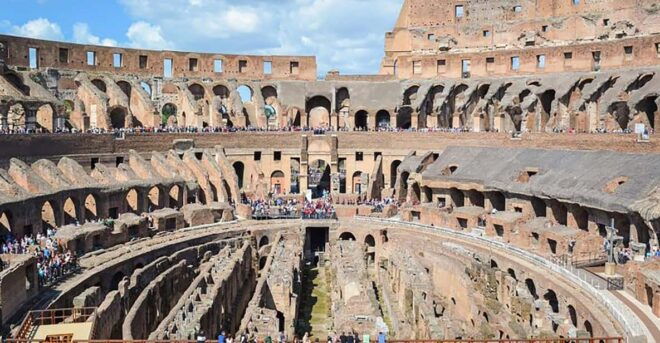 Discover the Colosseum and Arena: Forum and Palatine Hill - Colosseum Experience