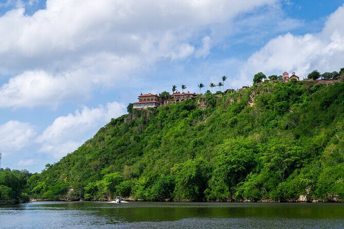 Discover the Enchantment of Altos de Chavón from Santo Domingo - FAQs