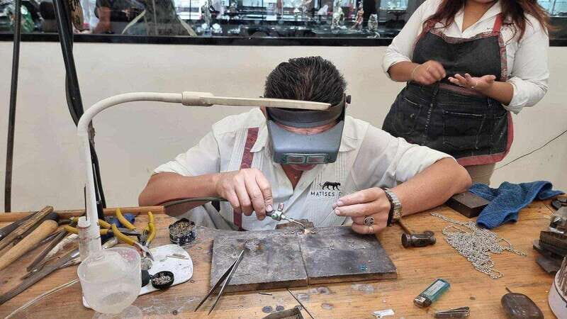 Discover the essence of playa del carmen: tequilera, jewelry and 5th avenue. - What to Expect from the Tour