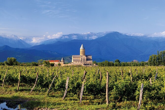 Discover the Highland Majesty: 4-Day Tusheti Trekking Escape - Trekking Itinerary Highlights