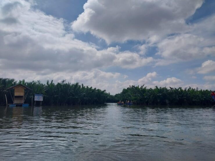 Discover the Hoi an Farming and Fishing Life by Bike Tour - Exploring Tra Que Village