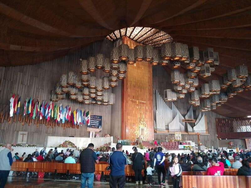 Discover the iconic Basilica of Guadalupe in Mexico City. - An In-Depth Look at the Basilica of Guadalupe Tour