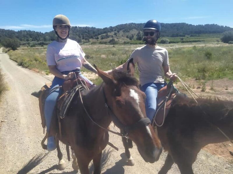 Discover the interior of Valencia on horseback - Good To Know