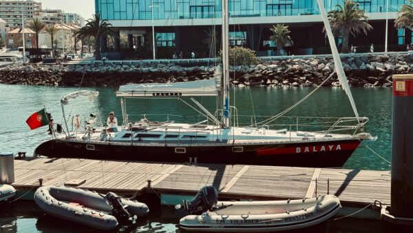 Discover the Lisbon Riviera : 2h Sailboat Tour - What to Bring on Board