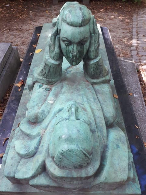 Discover the Living Beauty of Père-Lachaise - Historical Figures
