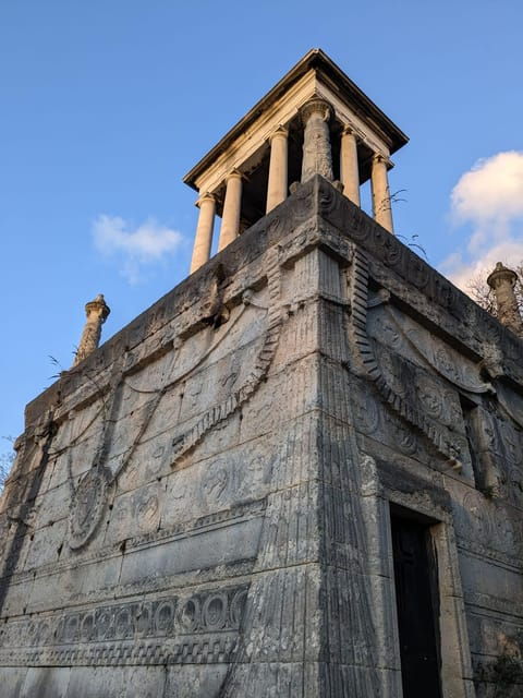 Discover the Living Beauty of Père-Lachaise - Urban Ecosystem