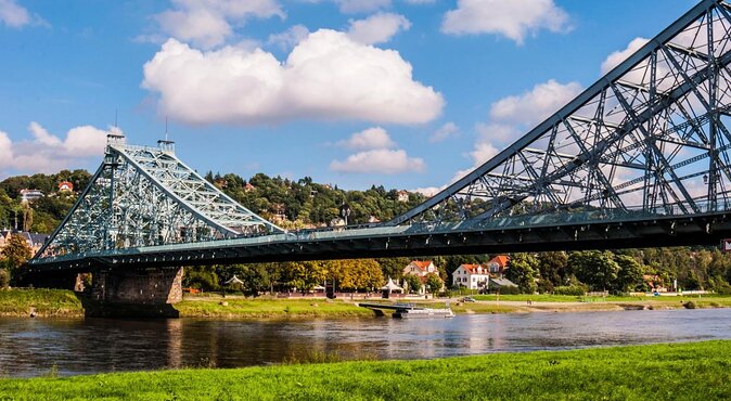 Discover the Loschwitz Region With a Local - Good To Know