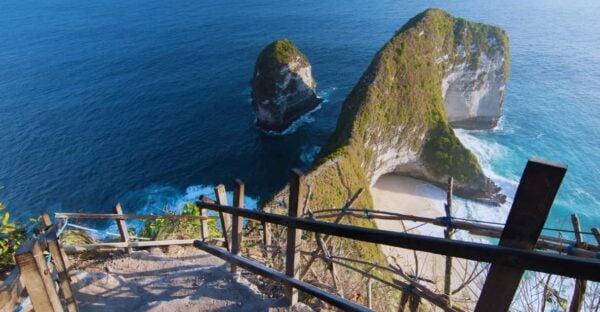 Discover the Magic of Nusa Penida and Nusa Lembongan Bali - Nearby Attractions and Activities