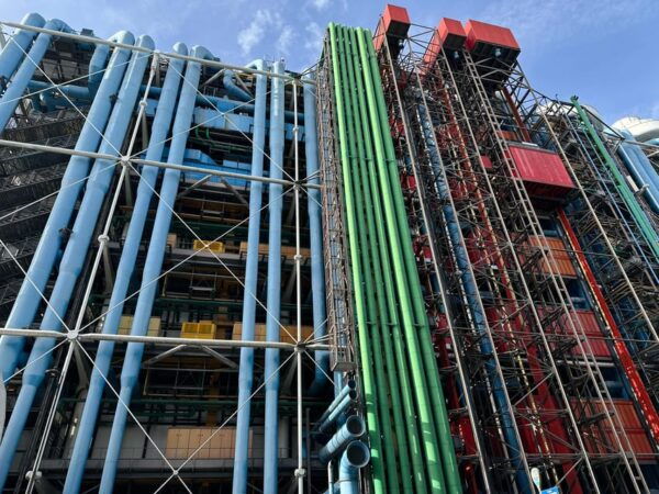 Discover the Marais (:) An Outdoor Detective Adventure - What to Expect on the Tour