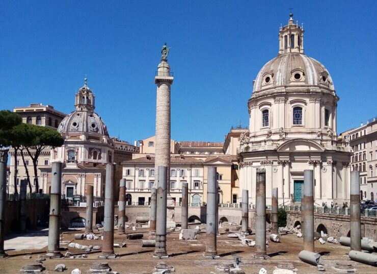 Discover the Monuments of Ancient Rome With Archaeology - Tour Highlights and Itineraries