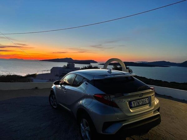Discover the Most Famous Places on the Island in 5 Hours. - Booking Your Experience