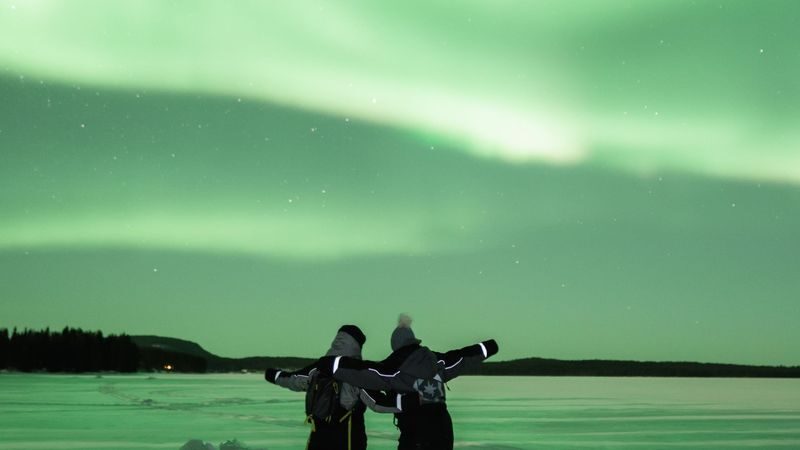 Discover the northern lights tour in Rovaniemi - A moving search, not a fixed aurora stop