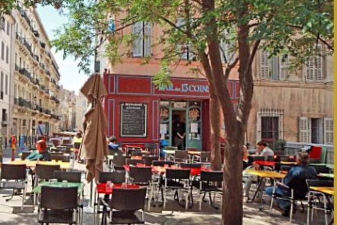 Discover the Old Streets, Monuments and Markets in Marseille. - Historical Streets in Marseille