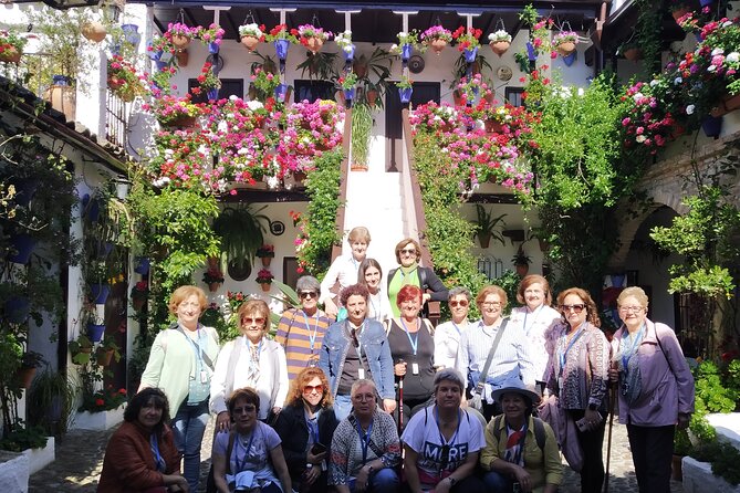 Discover the Patios De Córdoba: Guided Tour - Meeting and Pickup