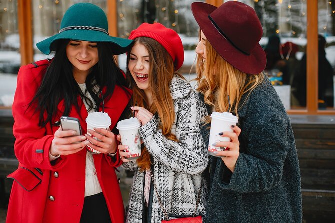 Discover the Secret Paris - Meeting and Pickup