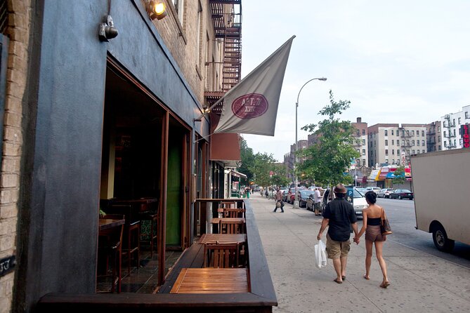 Discover the Secrets and Life of Washington Heights - Neighborhood Overview