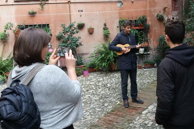 Discover the Secrets of Genoa With a Storyteller! - Check Availability