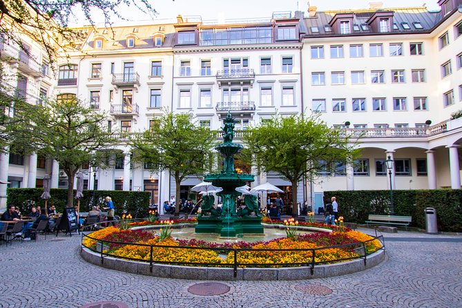 Discover the Zurich Banking Scene With a Local - Tour Overview