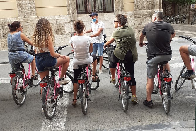 Discover Valencia Bike Tour - City Center Meeting Point - Bike Tour Itinerary and Landmarks