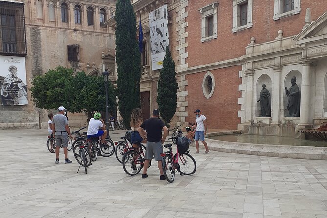 Discover Valencia Bike Tour - City Center Meeting Point - Common Questions