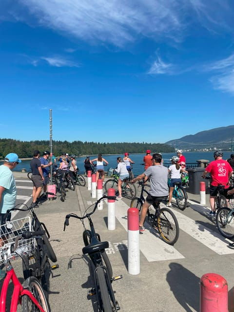 Discover Vancouver: Private Bike Tour in French/English - Tour Adaptability