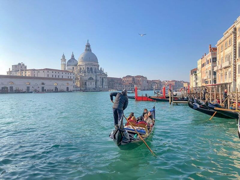 Discover Venice: Morning Tour & Gondola Experience - Good To Know