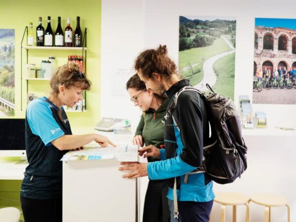 Discover Verona by Bike, With Lunch - SELF GUIDED TOUR - Tips for a Great Experience