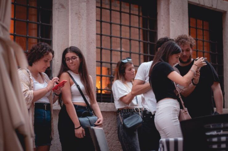 Discover Who Stole the Famous Painting [The Birth of Venus] - Experience Highlights