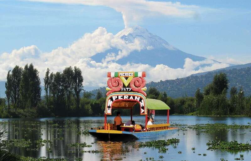 Discover Xochimilco and Coyoacán: Tradition, Music, Culture - Discover Xochimilco and Coyoacán: Tradition, Music, Culture