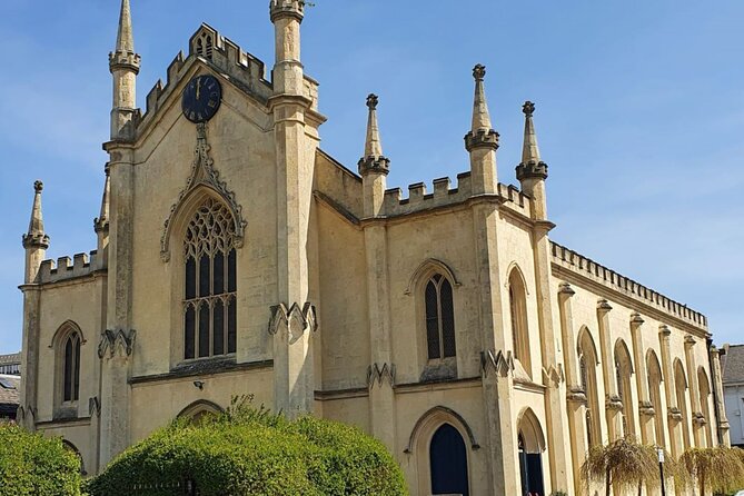Discovering Cheltenham: A Self-Guided Audio Tour - Tour Tips